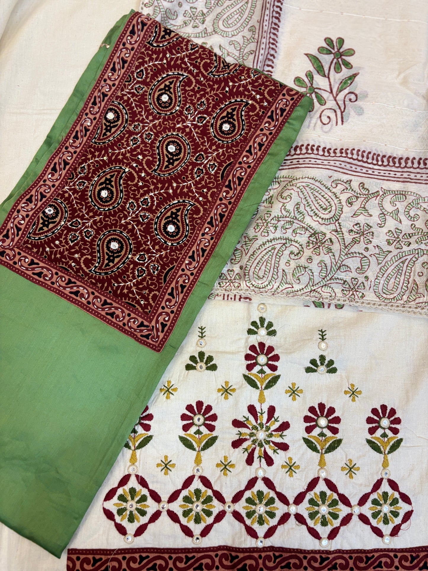 Maroon Yolk Green Cotton Suit